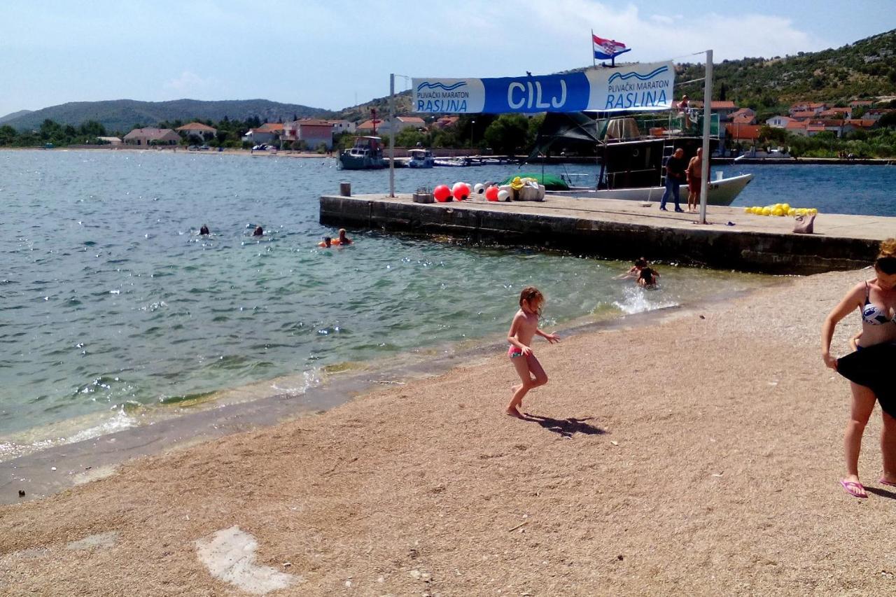 Apartments With A Parking Space Bilice, Krka - 13545 Sibenik Luaran gambar